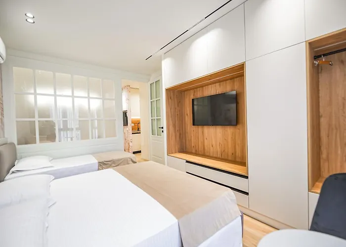 Palm Bay Apartment Vlorë